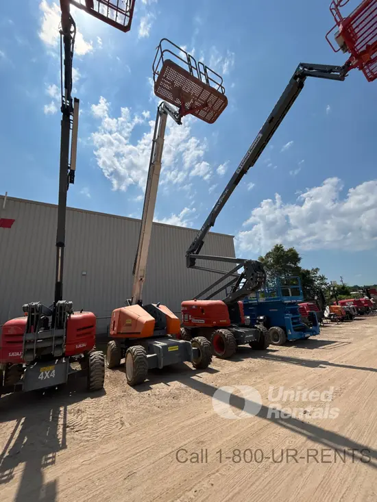 2019 Snorkel 660SJ Boom Lift