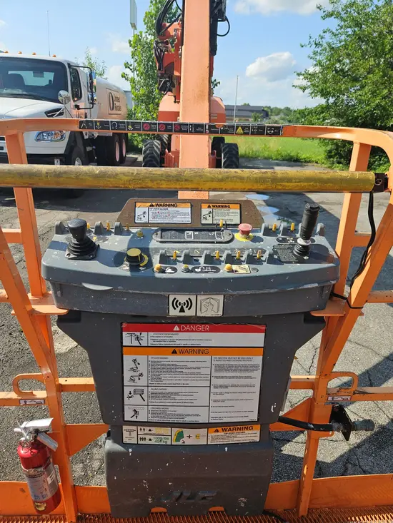 2016 JLG 1350SJP Boom Lift