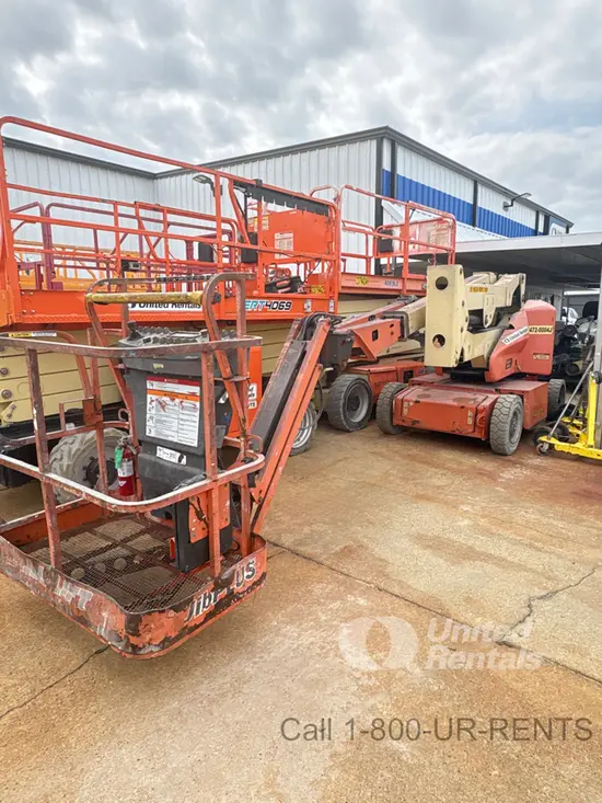 2018 JLG E400AJPN Articulating Boom Lift
