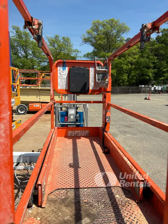 2019 Snorkel S3226E Scissor Lift