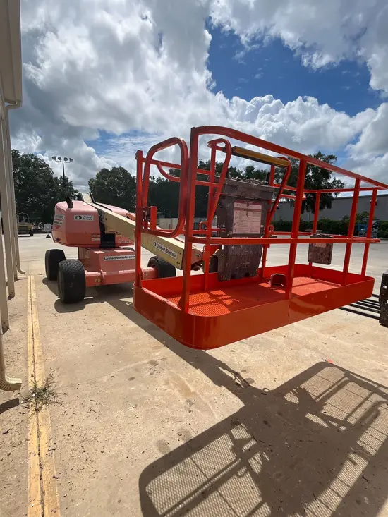 2017 JLG 400S Boom Lift