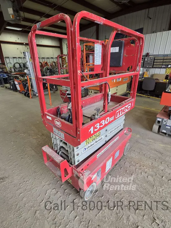 2017 MEC 1330SE Scissor Lift