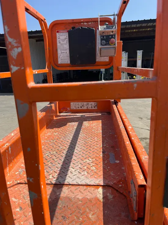 2018 Snorkel S3219E Scissor Lift
