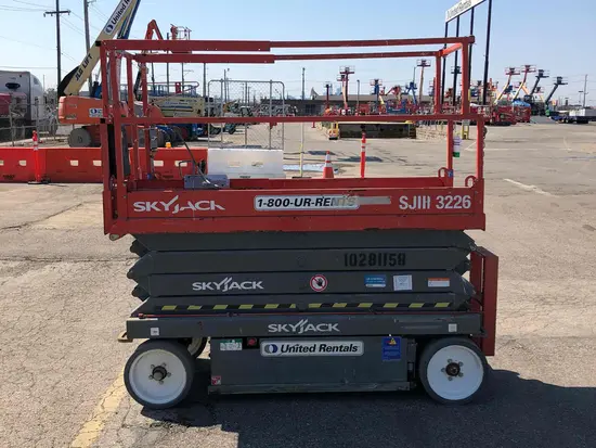 2014 Skyjack SJIII3226 Scissor Lift
