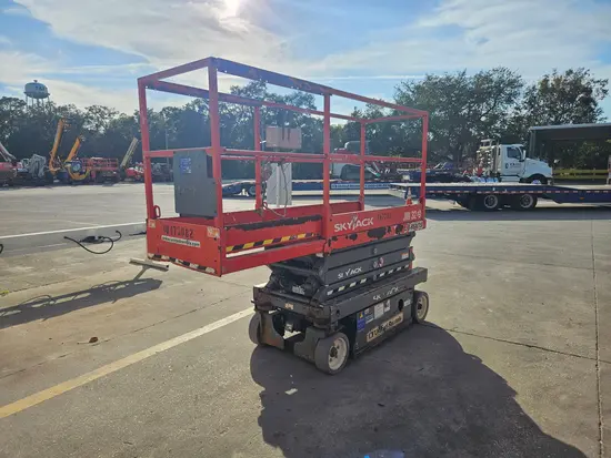 2016 Skyjack SJIII3219 Scissor Lift