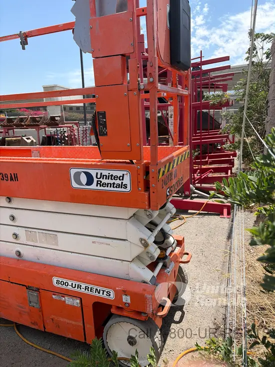 2019 Snorkel S3226E Scissor Lift