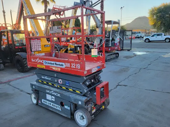 2017 Skyjack SJIII3219 Scissor Lift