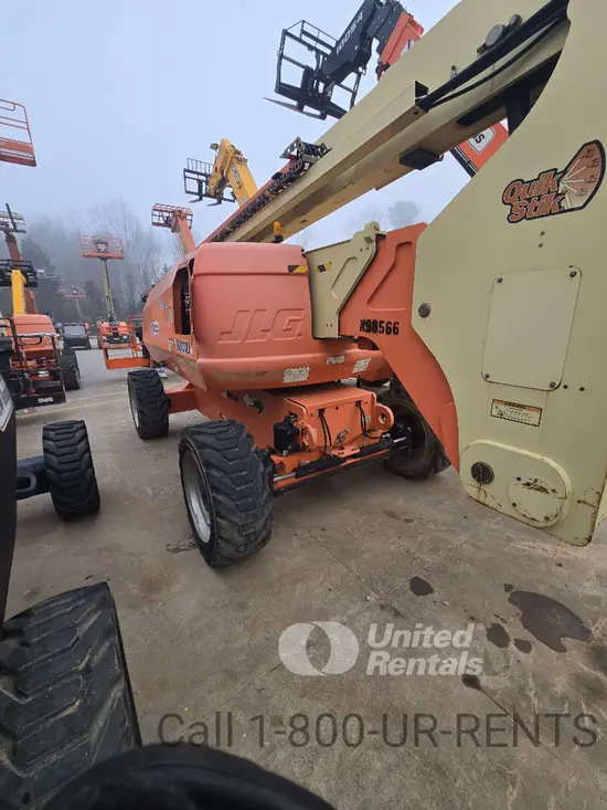 2017 JLG 800AJ Articulating Boom Lift