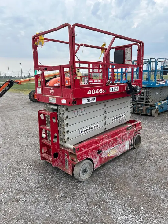 2017 MEC 4046SE Scissor Lift