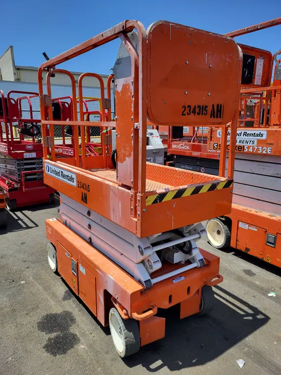 2019 Snorkel S3219E Scissor Lift