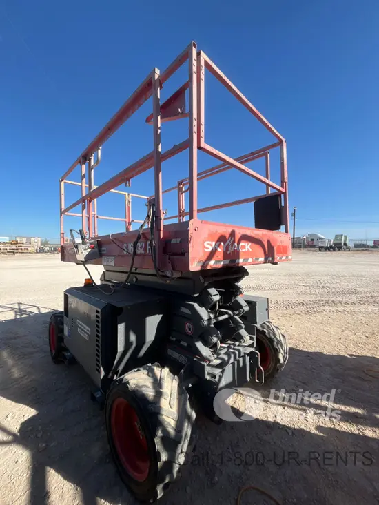 2017 Skyjack SJ6832RT Rough Terrain Scissor Lift