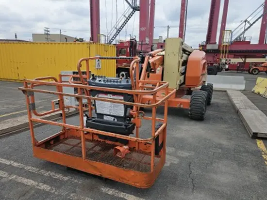 2017 JLG 450AJ Articulating Boom Lift