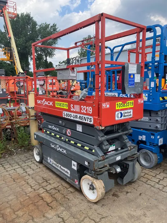 2017 Skyjack SJIII3219 Scissor Lift