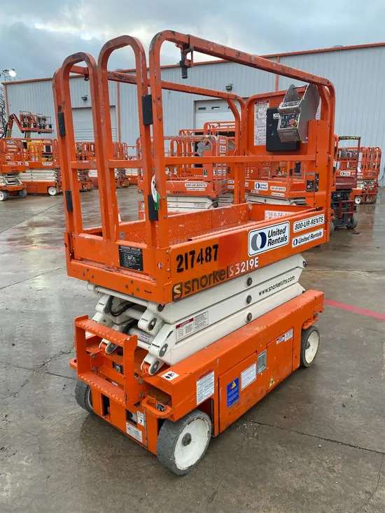 2018 Snorkel S3219E Scissor Lift