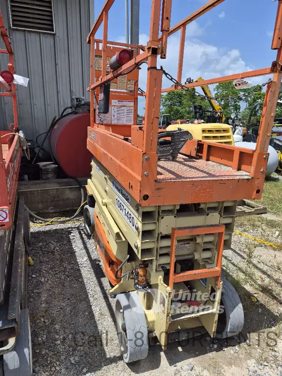 2017 JLG 2632ES Scissor Lift