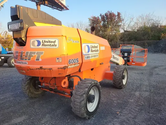 2017 JLG 600S Boom Lift