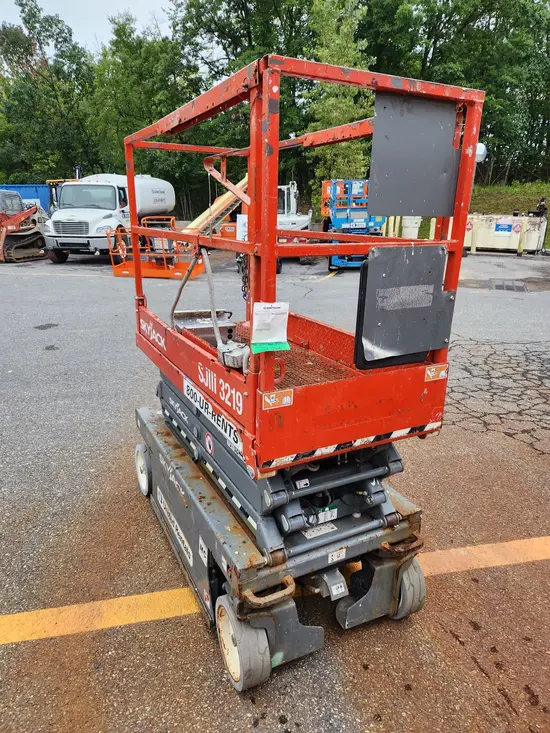 2018 Skyjack SJIII3219 Scissor Lift
