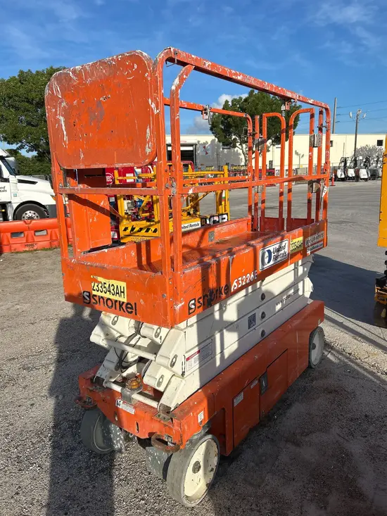 2019 Snorkel S3226E Scissor Lift