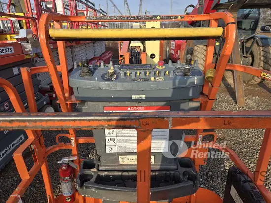 2017 JLG E400AJPN Articulating Boom Lift