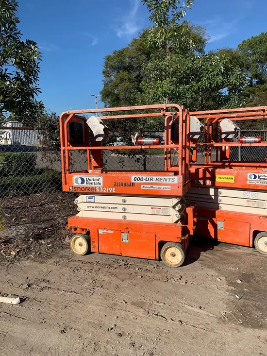 2018 Snorkel S3219E Scissor Lift