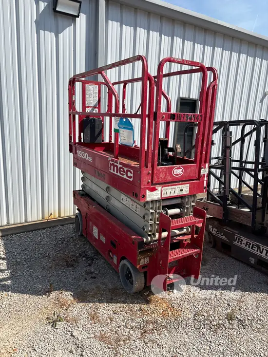 2018 MEC 1930SE Scissor Lift