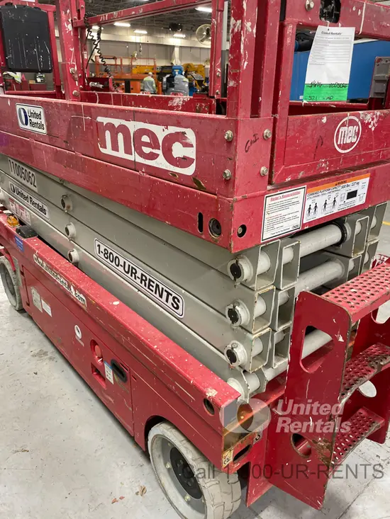 2019 MEC 2632SE Scissor Lift