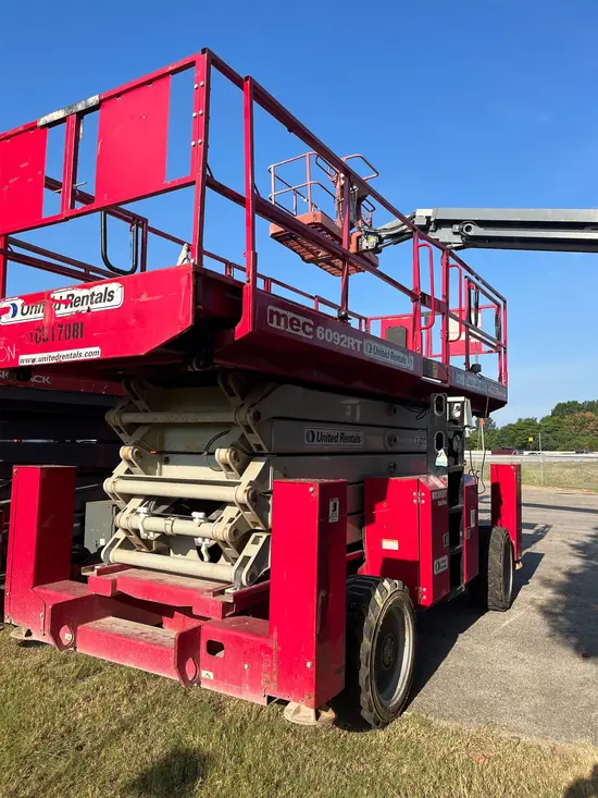 2016 MEC 6092RT Rough Terrain Scissor Lift