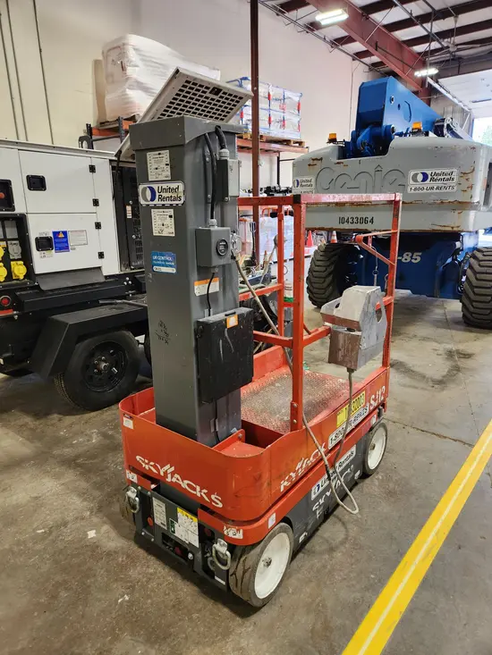 2018 Skyjack SJ12 Self-Propelled One-Person Lift