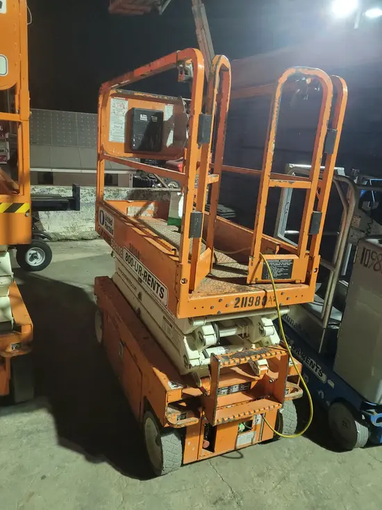 2018 Snorkel S3219E Scissor Lift