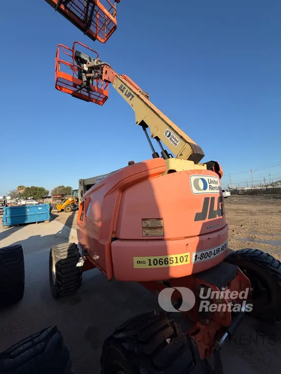 2017 JLG 450AJ Articulating Boom Lift