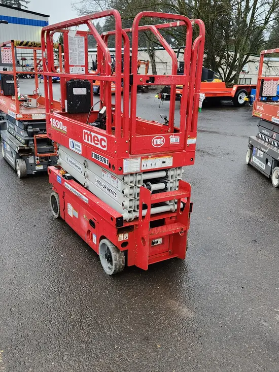 2020 MEC 1930SE Scissor Lift