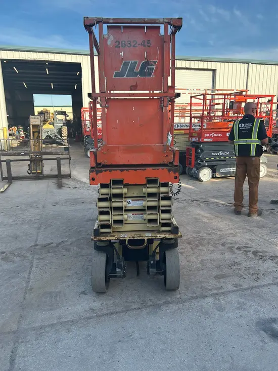2017 JLG 2632ES Scissor Lift