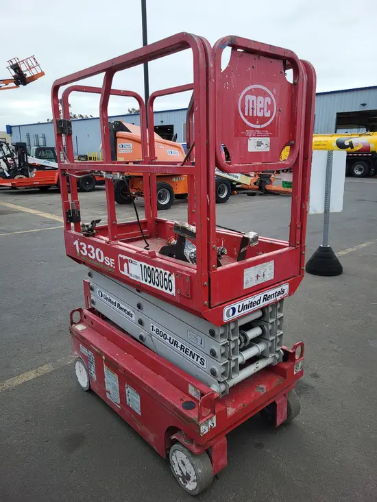 2019 MEC 1330SE Scissor Lift