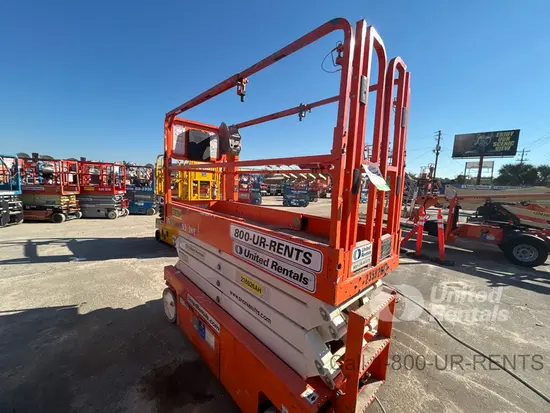 2019 Snorkel S3226E Scissor Lift