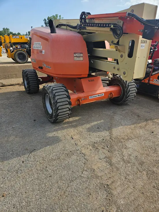2017 JLG 450AJ Articulating Boom Lift