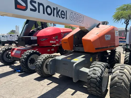 2020 Snorkel 660SJ Boom Lift