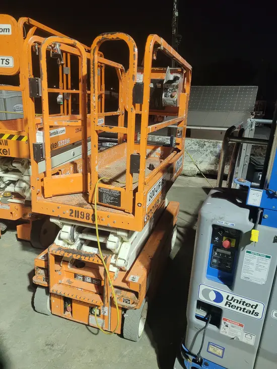 2018 Snorkel S3219E Scissor Lift