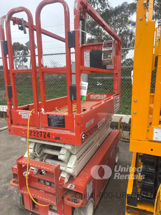 2019 Snorkel S3219E Scissor Lift