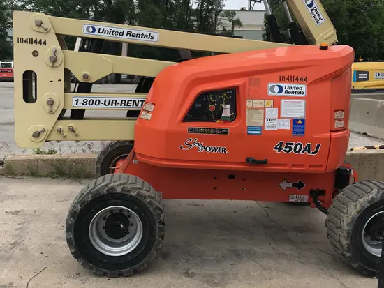 2015 JLG 450AJ Articulating Boom Lift