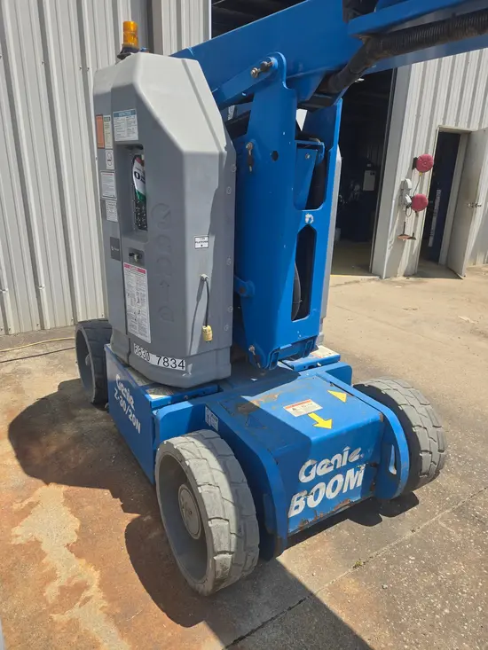 2016 Genie Z-30/20N Articulating Boom Lift