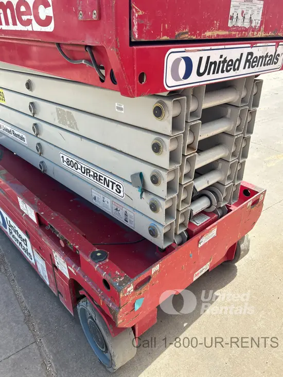 2017 MEC 4046SE Scissor Lift
