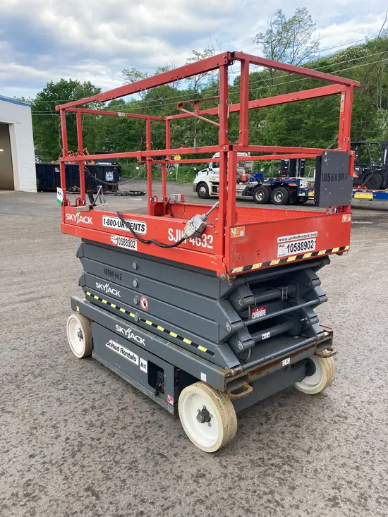 2017 Skyjack SJIII4632 Scissor Lift