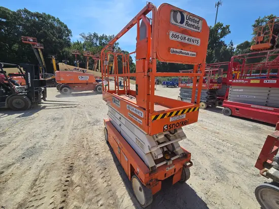2019 Snorkel S3226E Scissor Lift