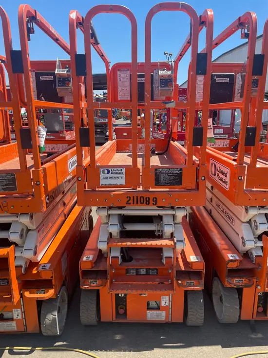 2018 Snorkel S3219E Scissor Lift