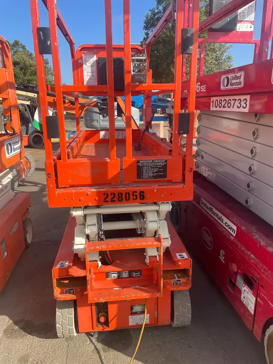 2019 Snorkel S3219E Scissor Lift