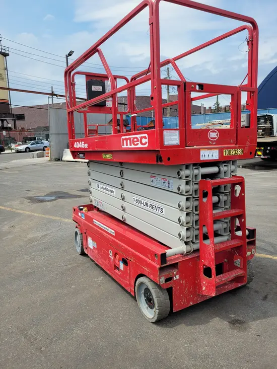 2018 MEC 4046SE Scissor Lift