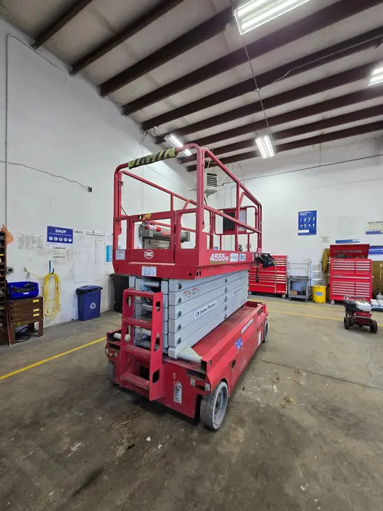 2019 MEC 4555SE Scissor Lift
