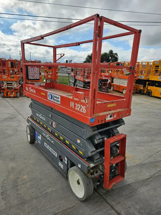2018 Skyjack SJIII3226 Scissor Lift