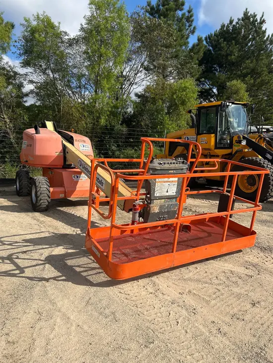 2016 JLG 400S Boom Lift