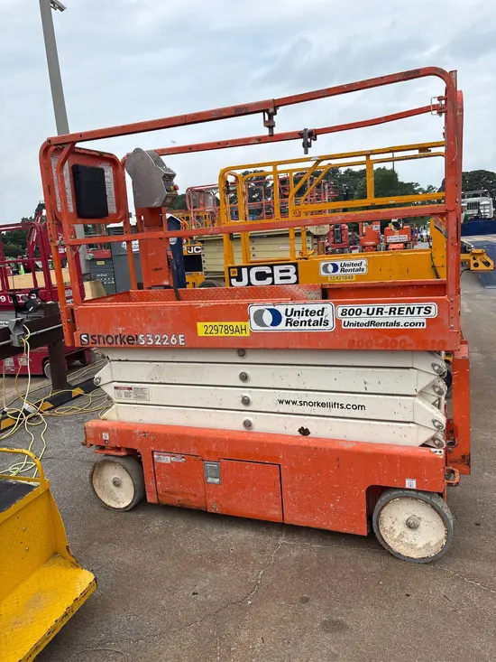 2019 Snorkel S3226E Scissor Lift